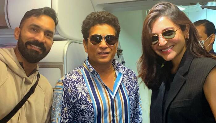 India Vs Pakistan: Dinesh Karthik Posts PIC With Anushka Sharma, Sachin Tendulkar At 35,000 Feet; See Photo