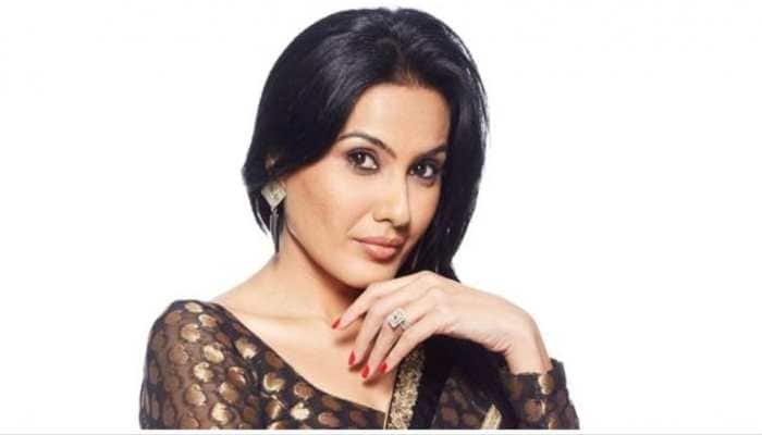 Former Bigg Boss Contestant Kamya Punjabi Reacts On Contestants Having Phones Inside House