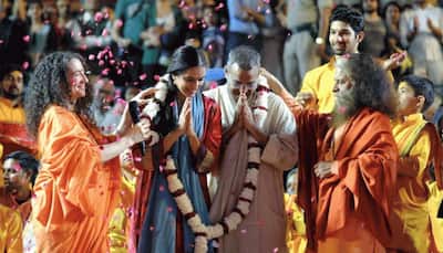 Madhu Mantena, Ira Trivedi Visit Rishikesh's Parmarth Niketan Ashram, Seek Blessings