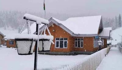 Rain Lashes Plains, Snowfall In Gulmarg, Upper Reaches In Kashmir - See Amazing Pics