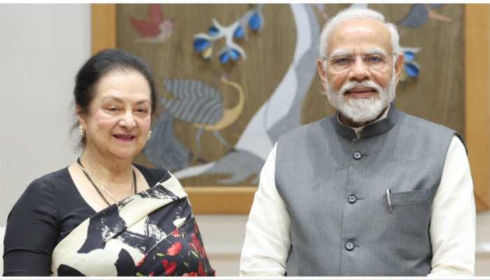 PM Modi Meets Veteran Actor Saira Banu, Says 'Her Pioneering Work...' PM Modi Meets Veteran Actor Saira Banu, Says 'Her Pioneering Work...'