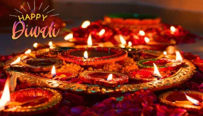 Happy Diwali 2023: Deepawali Wishes, Greetings, Whatsapp Messages To Share With Loved Ones Happy Diwali 2023: Deepawali Wishes, Greetings, Whatsapp Messages To Share With Loved Ones