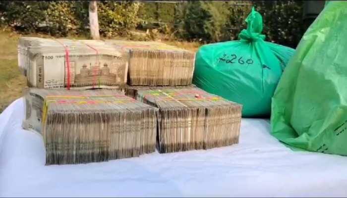 J&K Police Uncover Major Drug Peddling Ring, Seize Rs 45 Lakh Cash and 4.2 kg Charas