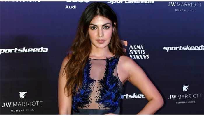 Lawyer Lauds Rhea Chakraborty For Being Strong, Says &#039;She Fought Her Battle Single-Handedly&#039;
