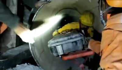  Uttarkashi Rescue Operation: NDRF Demonstrates Drill To Evacuate Trapped Workers - Watch