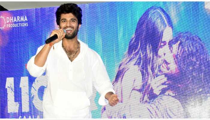 Vijay Devarakonda Leaves Netizens In Anticipation,  Says 'A Revolution Will Take Place'