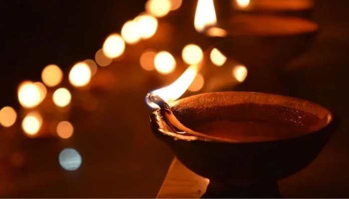 Dev Diwali 2023: Wishes, Greetings, And Whatsapp Messages To Share With Loved Ones 