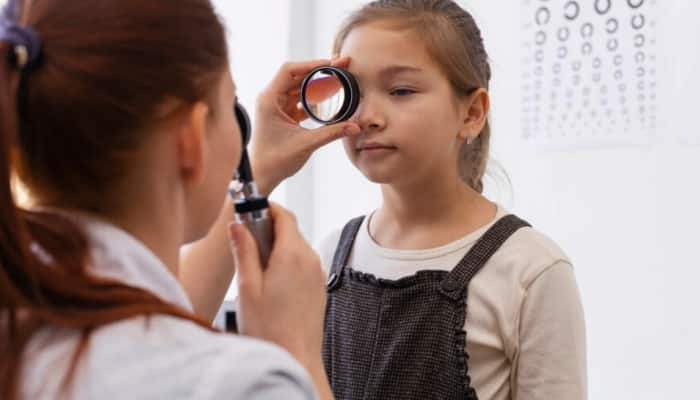 Can Outdoor Play Prevent Myopia In Kids? Expert Shares Key Lifestyle Factors Impacting Children's Eyesight
