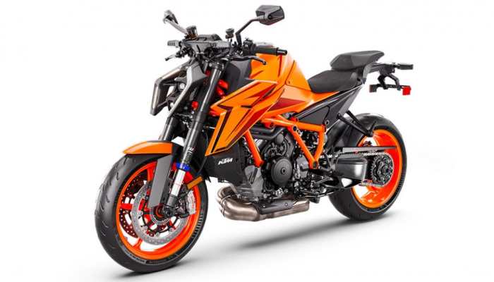 KTM Super Duke 1390 R EVO Breaks Cover With New Design &amp; Engine: PICS