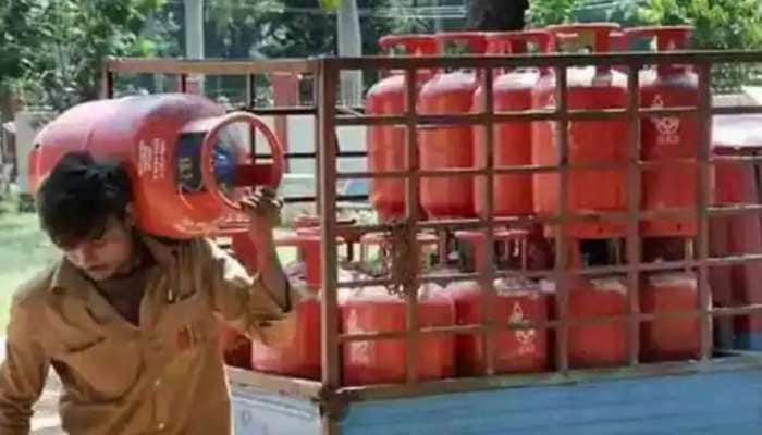 LPG Price Hike: Price Of 19-Kg Cylinder INCREASED - Check City-Wise New Rates