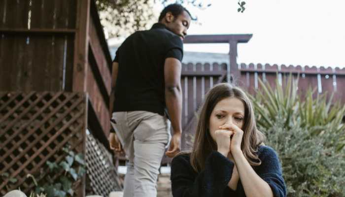 Relationship Tips: 10 Signs Your Partner Is A Toxic Red Flag 