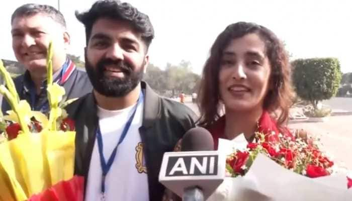 Love Across Borders: Pakistani Woman Arrives In India To Marry Kolkata Man