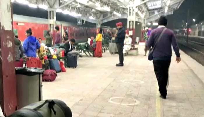 Brahmaputra Express Vendor Overcharges Passengers For Veg Thali, Gets Suspended By IRCTC Within Three Hours