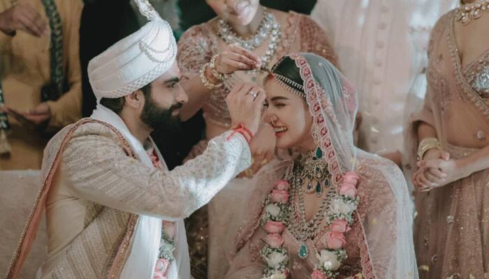 Mukti Mohan Ties Knot With Animal Actor Kunal Thakur, See Wedding Photos