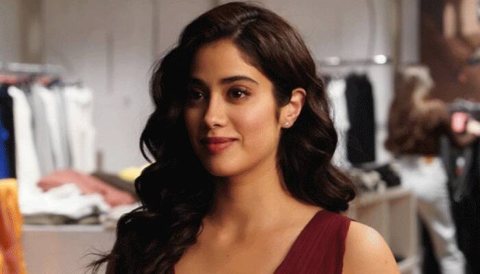 Janhvi Kapoor Says She Once Asked Her Mom Sridevi To Not Come To Her Debut Film Sets