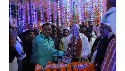 UP's Finance Minister Inaugurates Grocery 4U Store In Shahjahanpur