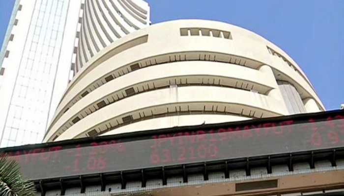 Stock Markets Climb For 2nd Day On Buying In IT Shares