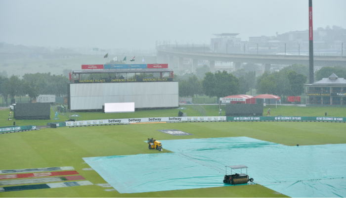India Vs South Africa 1st Test Weather Prediction: Rain Likely To Wash Out Day 1 In Centurion, Will Possibly Affect Match On Day 2,3 and 4 Too India Vs South Africa 1st Test Weather Prediction: Rain Likely To Wash Out Day 1 In Centurion, Will Possibly Affect Match On Day 2,3 and 4 Too