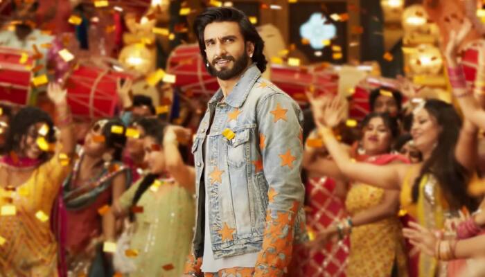 Netizens Are Upset As They Think Ranveer Singh 'Deserved Filmfare Award For Rocky Aur Rani Kii Prem Kahanii' 