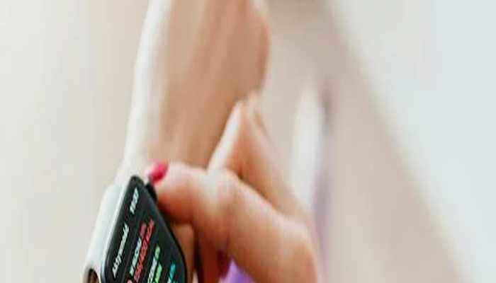 Best Smartwatches To Gift Your Female Partner Under Rs 20,000