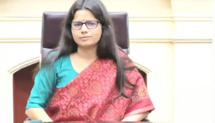 Meet Haldwani DM Vandana Singh Chauhan, Who Cracked UPSC With Self-Study To Become IAS Despite Family Opposition