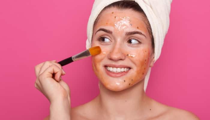 Nature’s Glow: 8 DIY Raw Milk Face Masks For Spotless Complexion