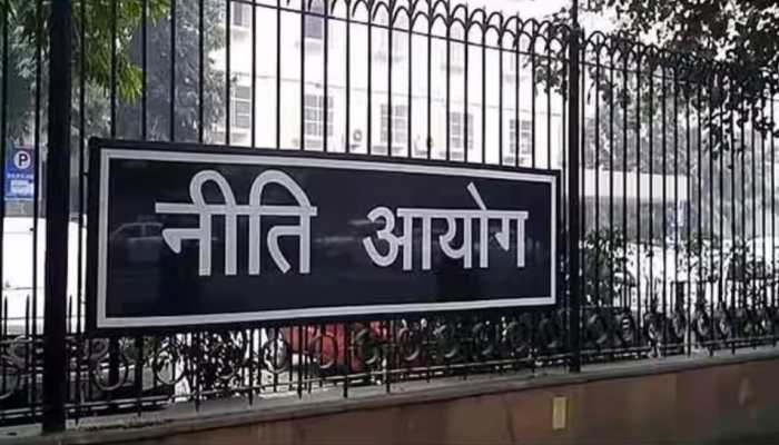 NITI Aayog Calls For Prioritising Tech, AI For Senior Care In India