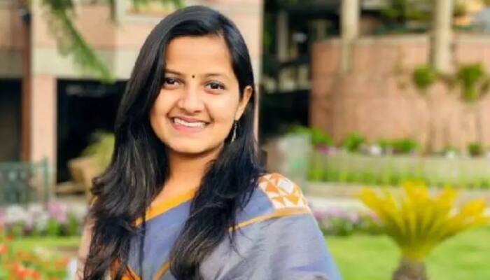 IAS Success Story: From Tragedy To Triumph, How The Loss Of Her Father To Cancer Changed IAS Rishita Gupta's Fate