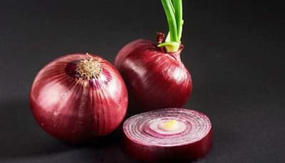 Hair Care: 5 Ways In Which Onion Juice Can Benefit Your Hair