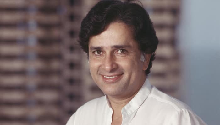 Shashi Kapoor Birth Anniversary: Turn Back Time With Actor&#039;s Iconic Films 