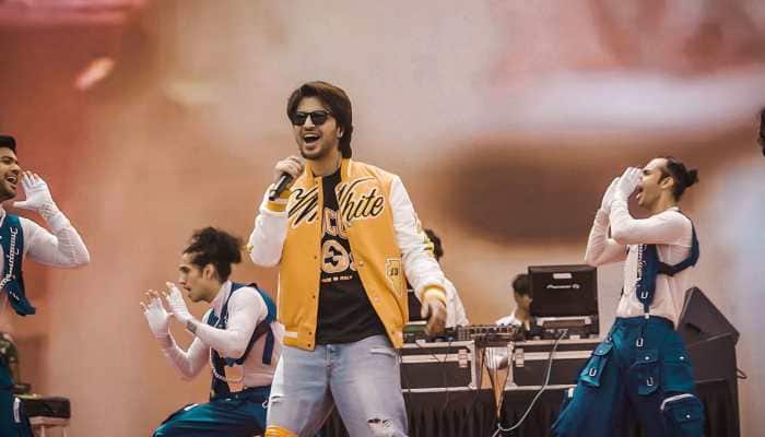 Title: Rromeo's Powerful Holi Performance Leaves Audience in Awe