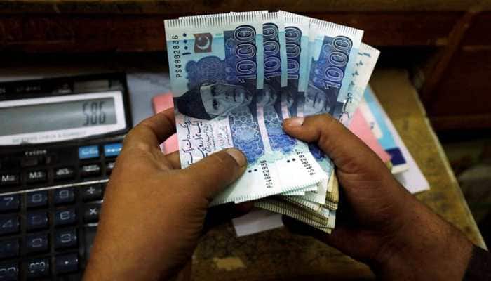 Pakistan's Economic Growth Rate Slows Down To Just 1% In Q2