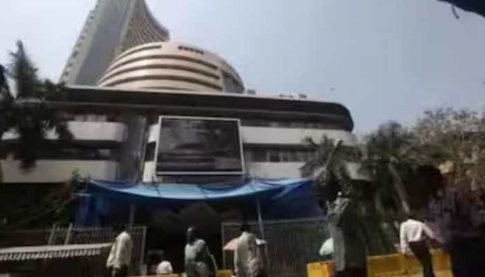 Real Estate, Metal Stocks Lead Sectoral Gainers