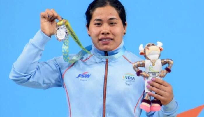 Meet Bindyarani Devi, First Indian To Win Bronze Medal In Weightlifting World Cup 55KG Event