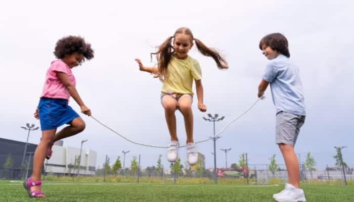 Healthy Eyes: 5 Ways Parents Can Encourage Outdoor Play In Children To Prevent Myopia
