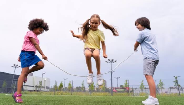 Healthy Eyes: 5 Ways Parents Can Encourage Outdoor Play In Children To Prevent Myopia