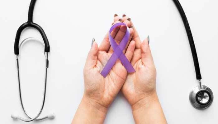 World Lupus Day: Symptoms, Causes, Treatment - Know Complications That Arise Due To Lupus