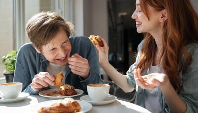 Power-Packed Protein Bars: DIY Treats For Your Hardworking Mom To Keep Her Energized All Day