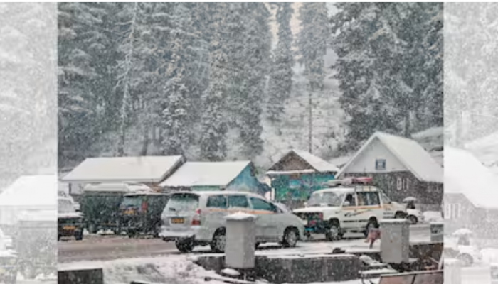Fresh Snowfall In Higher Reaches of Kashmir Valley Brings February Chill In June Fresh Snowfall In Higher Reaches of Kashmir Valley Brings February Chill In June