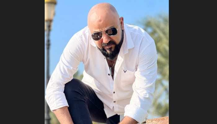 Meet J Sahab: This Dubai Philantrophist Is Spread Love On Street, Getting Famous On Social Media