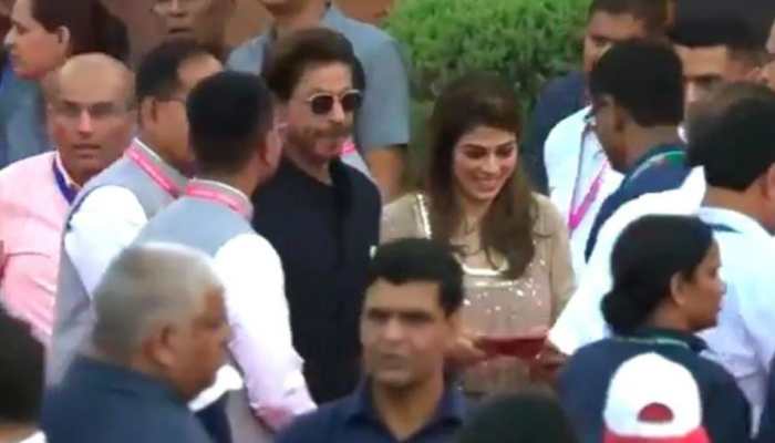  Shah Rukh Khan Attends PM Narendra Modi&#039;s Swearing-in Ceremony,WATCH 