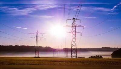 Delhi: 'Light Kab Ayegi'? 10 Key Facts About the Power Outage in the National Capital