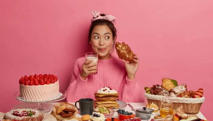 6 Reasons Behind Food Cravings: Hunger Hormones To Happy Hormones