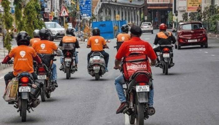 Swiggy, Zomato Quietly Reduce Free Delivery Radius For Gold Customers, Netizens Show Displeasure On Social Media