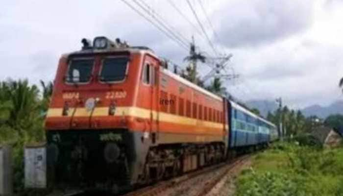 78 Trains Cancelled, 36 Diverted Between Hyderabad and New Delhi; Check Full List