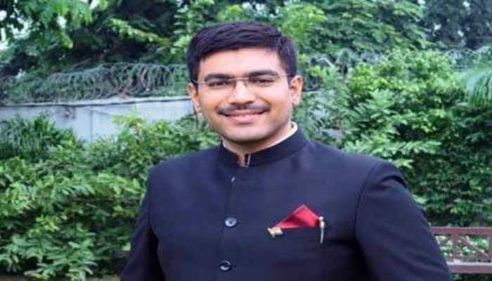 New Saharanpur DM Manish Bansal Success Story: Know About The Struggle, Career, and Inspirational Journey of This Top IAS Officer