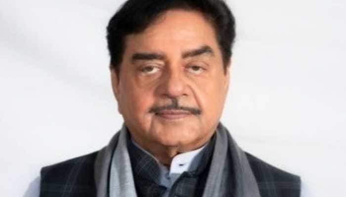 Shatrughan Sinha Undergoes Minor Surgery At Mumbai’s Kokilaben Hospital