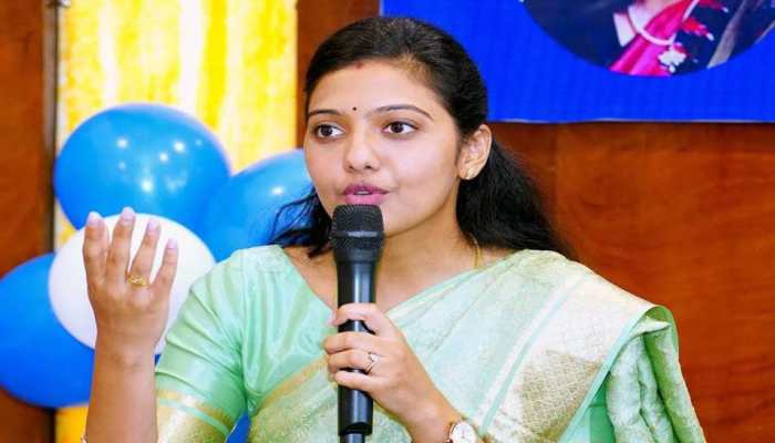 Srushti Jayant Deshmukh: A UPSC Success Story, Lots Of TV Watching, And Triumph In First Attempt