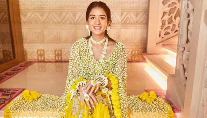 Anant Ambani-Radhika Merchant&#039;s Haldi: Bride-To-Be Wears Unique &#039;Phoolon Ki Chadar&#039; Dupatta - PICS 