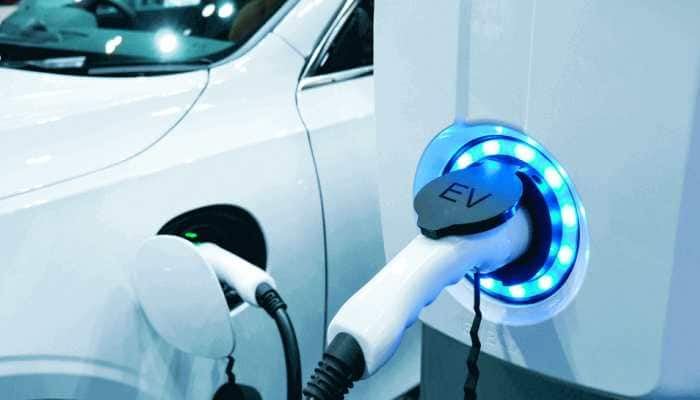 How JSW MG Motor’s Partnership With Shell Benefit EV Users? All You Need To Know